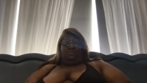 Snapshot of xxmoniquestarrxx chatting on 05/30/26, 01:19 Thee Baddest BBW online show from 05/30/26, 01:19