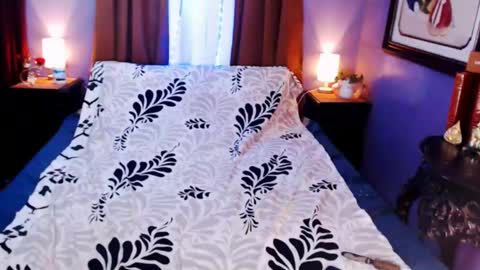 Snapshot of xxqueenofperfectionxx chatting on 02/11/25, 12:05 urperfection kelly online show from 02/11/25, 12:05