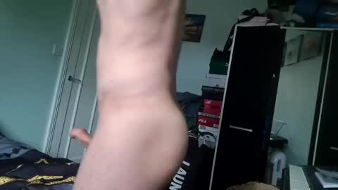 Snapshot of xxsddf chatting on 11/10/25, 12:37 Tonnny online show from 11/10/25, 12:37