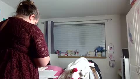 Strawberry Jane online show from 01/04/25, 07:55