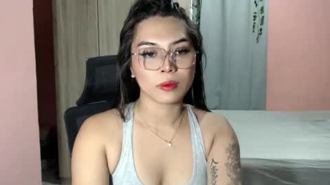 xxstunningmichxx online show from 09/15/25, 06:02