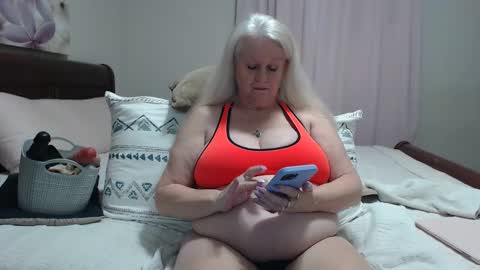 Snapshot of xxtammy123xx chatting on 01/17/26, 02:22 tammy123 online show from 01/17/26, 02:22