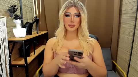 xxtastefullayeshaxx online show from 01/02/25, 10:05