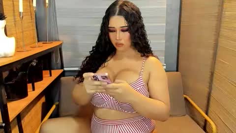 xxtastefullayeshaxx online show from 09/30/25, 11:04