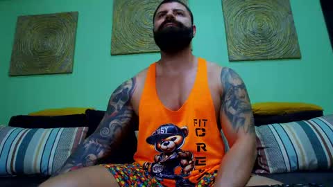 Snapshot of xxtreamleonard chatting on 05/25/26, 04:18 Xtream Leonard online show from 05/25/26, 04:18