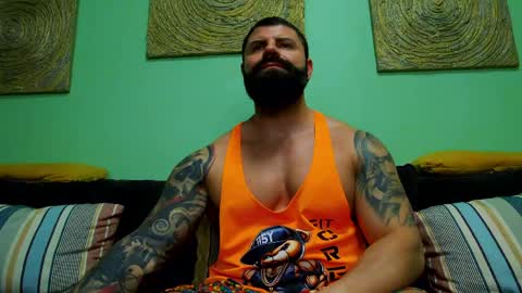 Snapshot of xxtreamleonard chatting on 05/26/26, 06:04 Xtream Leonard online show from 05/26/26, 06:04