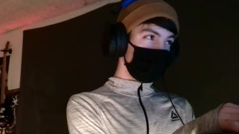 Snapshot of xxwhitefoxx chatting on 03/01/25, 09:29 David Fox online show from 03/01/25, 09:29