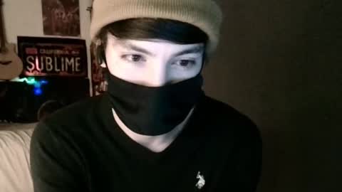 Snapshot of xxwhitefoxx chatting on 03/02/25, 08:27 David Fox online show from 03/02/25, 08:27