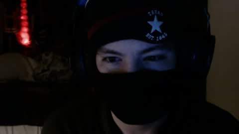 Snapshot of xxwhitefoxx chatting on 06/12/26, 04:11 David Fox online show from 06/12/26, 04:11