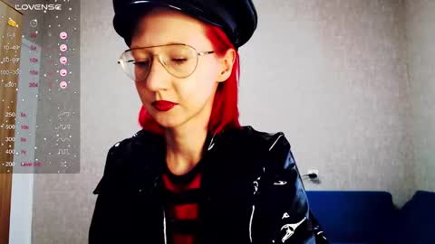 Snapshot of xxx_goddes_xxx chatting on 01/27/25, 09:55 Andariel online show from 01/27/25, 09:55