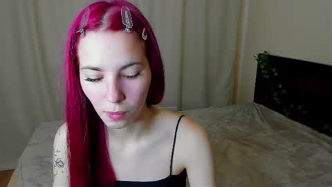 Snapshot of xxx_hotbae_xxx chatting on 06/19/26, 06:40 Eva online show from 06/19/26, 06:40