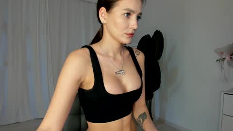 Snapshot of xxx_leila chatting on 03/07/25, 09:18 xxx_leila online show from 03/07/25, 09:18
