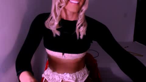 Chiara online show from 11/20/25, 03:50