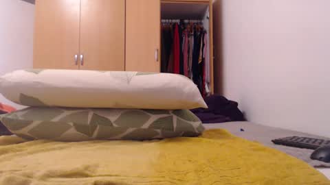 Ayanda online show from 02/14/25, 01:51