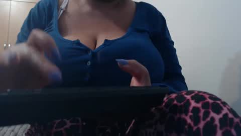 Ayanda online show from 02/25/25, 04:21