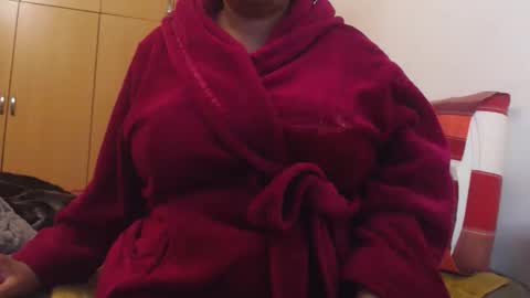 Ayanda online show from 05/08/26, 10:09