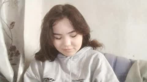 xxxcutekittyx online show from 05/17/26, 09:49