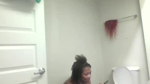 Snapshot of xxxdanidoomsdayxxx chatting on 09/30/25, 07:41 Danielle online show from 09/30/25, 07:41