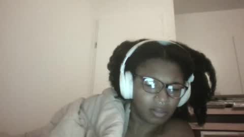 Snapshot of xxxdanidoomsdayxxx chatting on 05/12/26, 11:35 Danielle online show from 05/12/26, 11:35