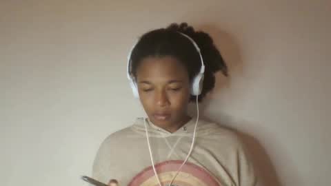 Snapshot of xxxdanidoomsdayxxx chatting on 05/13/26, 04:15 Danielle online show from 05/13/26, 04:15