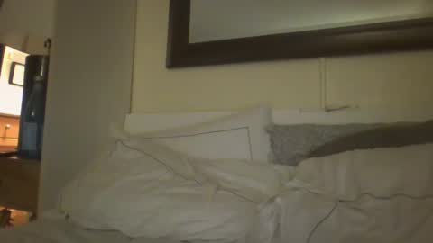 Snapshot of xxxelentdick chatting on 01/03/25, 07:16 deeeeznutz online show from 01/03/25, 07:16