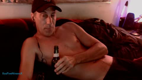 Snapshot of xxxfiveninexxx chatting on 09/11/25, 11:27 XxxFiveNinexxX online show from 09/11/25, 11:27