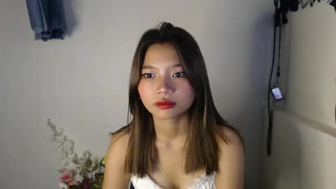 Snapshot of xxxforyouonlyxxx chatting on 12/30/24, 07:37 inday pinay online show from 12/30/24, 07:37