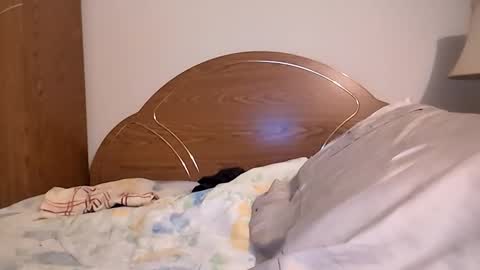 Snapshot of xxxfredmtlxxx chatting on 12/02/25, 11:15 xxfredmtl18xx online show from 12/02/25, 11:15