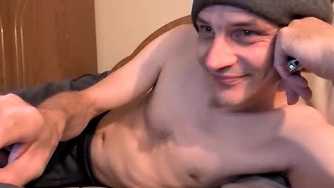 Snapshot of xxxfredmtlxxx chatting on 01/06/26, 07:28 xxfredmtl18xx online show from 01/06/26, 07:28