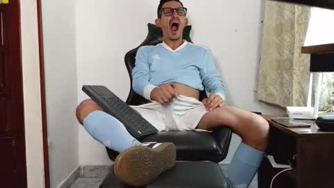 Kev online show from 12/15/25, 07:40