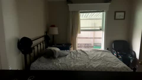 Snapshot of xxxjunky chatting on 04/05/26, 12:19 Dennis the menace online show from 04/05/26, 12:19