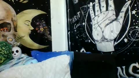 Snapshot of xxxmistymoansxxx chatting on 11/20/25, 08:36 Misti online show from 11/20/25, 08:36
