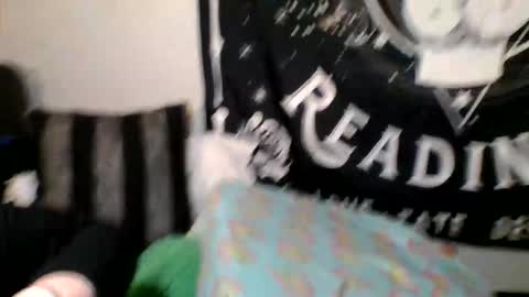 Snapshot of xxxmistymoansxxx chatting on 12/19/25, 12:23 Misti online show from 12/19/25, 12:23