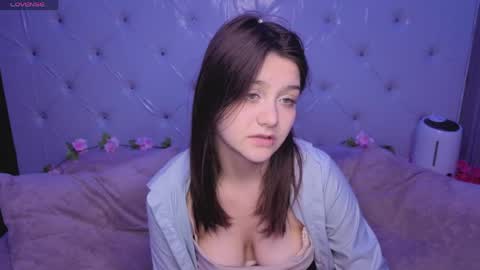 Snapshot of xxxnaughtyfoxxx chatting on 06/09/26, 05:35 foxy online show from 06/09/26, 05:35