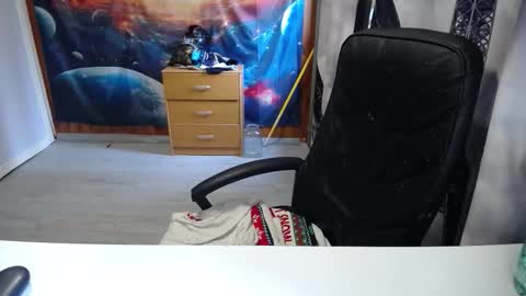 Lana online show from 10/11/25, 08:57