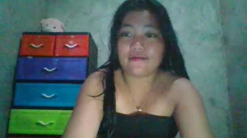 Snapshot of xxxnickxxx25 chatting on 12/01/25, 03:44 xxxnickxxx25 online show from 12/01/25, 03:44