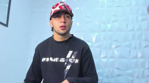xxxplosive_couple online show from 06/16/26, 03:53