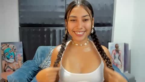 Snapshot of xxxsarita_cute chatting on 02/15/25, 01:53 Sara online show from 02/15/25, 01:53