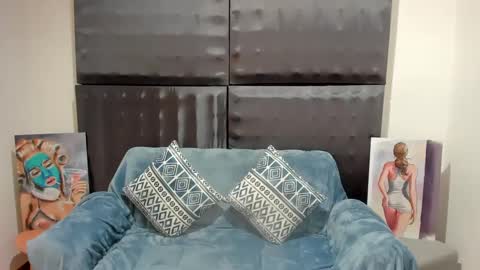 Snapshot of xxxsarita_cute chatting on 02/16/25, 05:04 Sara online show from 02/16/25, 05:04