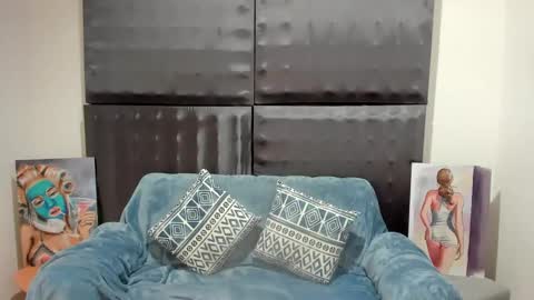 Snapshot of xxxsarita_cute chatting on 02/18/25, 04:58 Sara online show from 02/18/25, 04:58