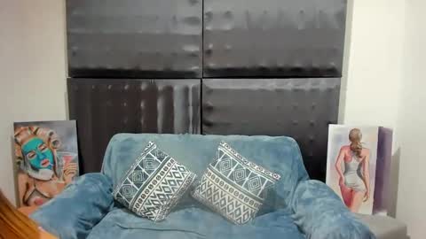 Snapshot of xxxsarita_cute chatting on 02/20/25, 01:36 Sara online show from 02/20/25, 01:36