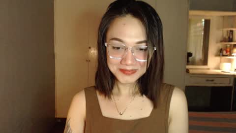 Melissa online show from 10/11/25, 06:12