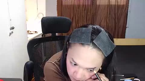 Melissa online show from 05/05/26, 02:19
