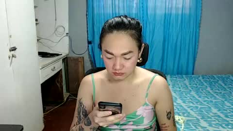 Snapshot of xxxsexydollxxx chatting on 06/27/26, 03:11 Melissa online show from 06/27/26, 03:11