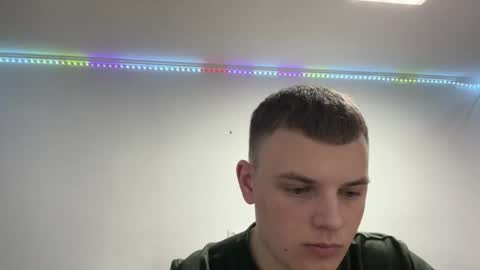 Leo online show from 03/25/26, 08:48