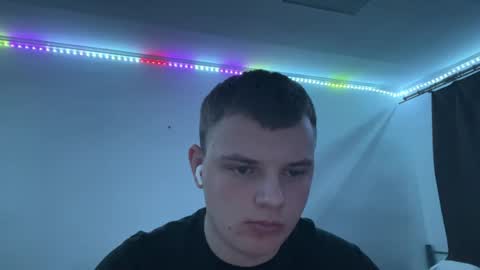 Leo online show from 04/19/26, 08:00