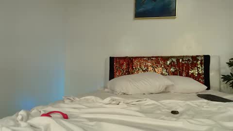 Lil Luna online show from 01/26/25, 01:31