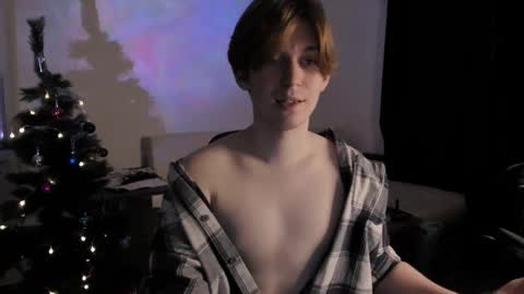 Snapshot of y0ursteve chatting on 12/20/25, 12:34 y0ursteve online show from 12/20/25, 12:34