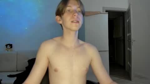 Snapshot of y0ursteve chatting on 05/05/26, 02:36 y0ursteve online show from 05/05/26, 02:36