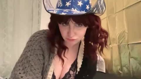 Snapshot of y0uvebeenjinxed chatting on 03/01/26, 08:27 Jinx online show from 03/01/26, 08:27